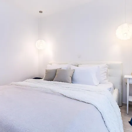 Cozy Apartment Aurora Pula Exterior photo
