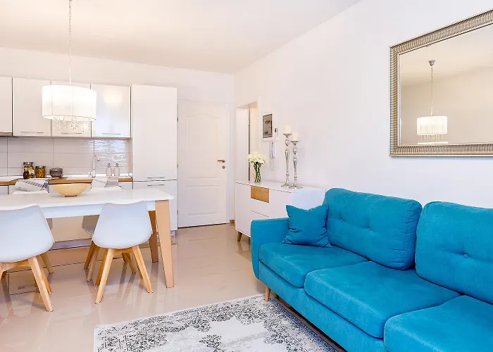Cozy Apartment Aurora