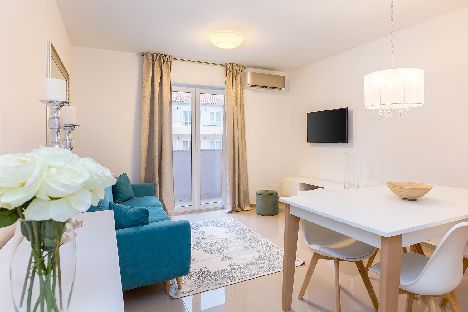 Cozy Aurora Apartment *
